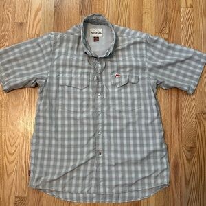 Simms Big Sky Short Sleeve Shirt. Size Medium. Gray/White pattern.